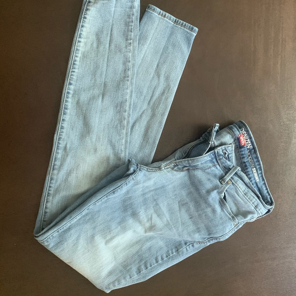 Levi Light-wash Jeans